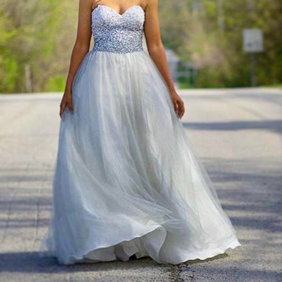 Grey prom dress - Picture 2 of 4